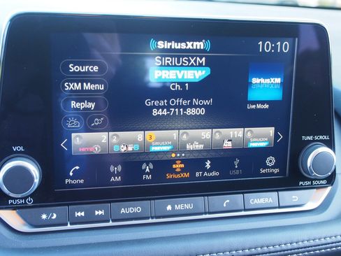 Used 2025 Nissan Rogue S FWD image 26