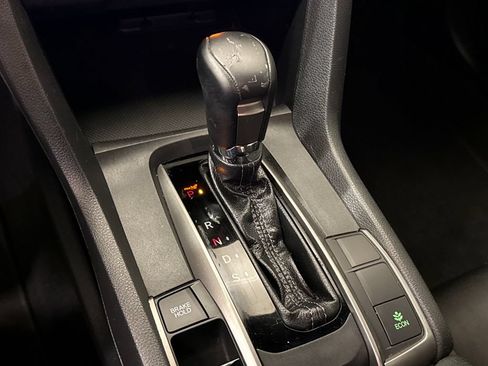 Used 2018 Honda Civic Sport image 23