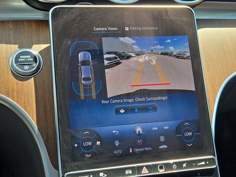 Used 2025 Mercedes-Benz C 300 Sedan image 18