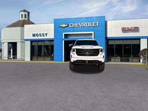 New 2026 GMC Sierra 1500 AT4 w/ Technology Package AWD/4WD image 8