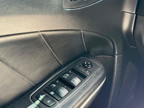 Used 2021 Dodge Charger Scat Pack w/ Plus Group RWD image 21