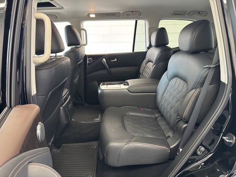 Used 2024 Nissan Armada Platinum w/ Captain's Chairs Package image 41