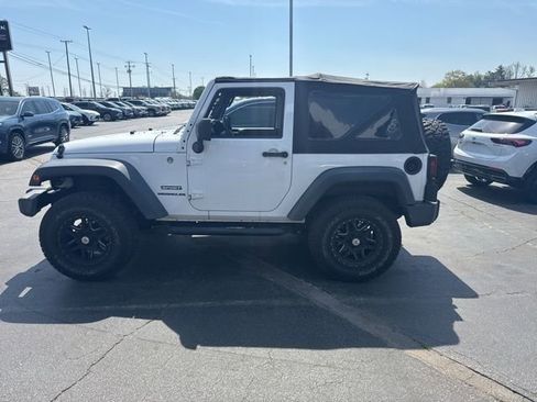 Used 2013 Jeep Wrangler Sport image 12