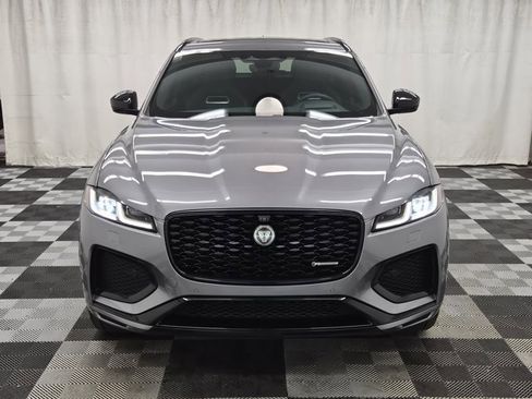 Used 2024 Jaguar F-PACE R-Dynamic S image 2