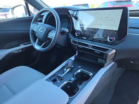 Used 2024 Lexus RX 350 Premium w/ Accessory Package (Z1) FWD image 16