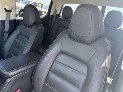 Used 2022 GMC Canyon Denali AWD/4WD image 11