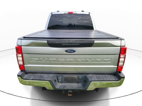 Used 2022 Ford F250 XLT AWD/4WD image 5