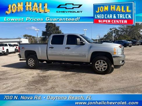 Used 2013 Chevrolet Silverado 3500 LT w/ Interior Plus Package image 15