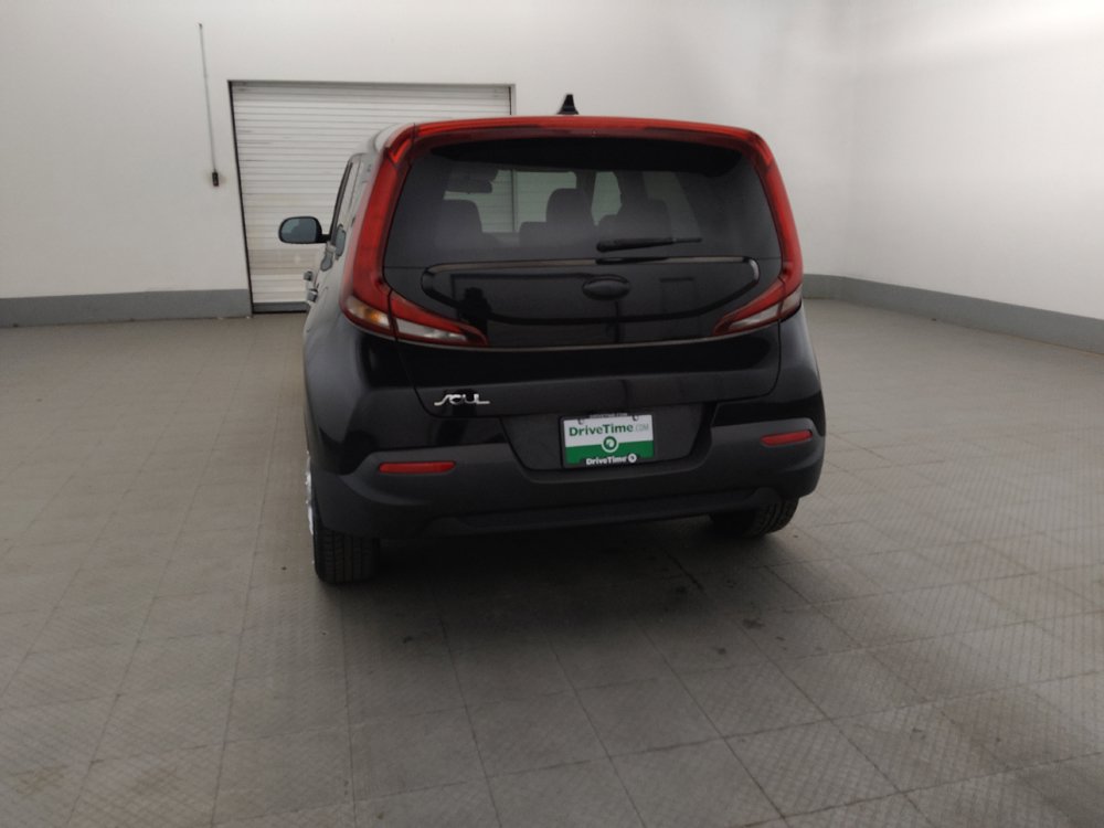 Used 2020 Kia Soul LX FWD image 6