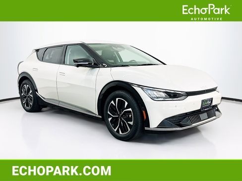 Used 2024 Kia EV6 Wind w/ Wind Technology Package AWD/4WD image 1