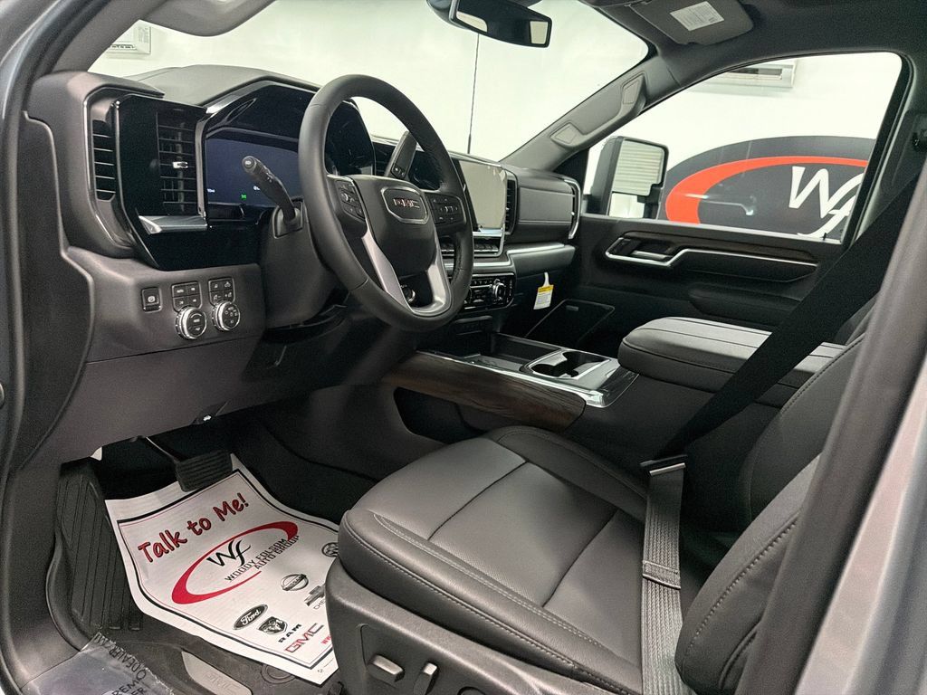 New 2026 GMC Sierra 3500 SLT w/ SLT Convenience Package AWD/4WD image 11
