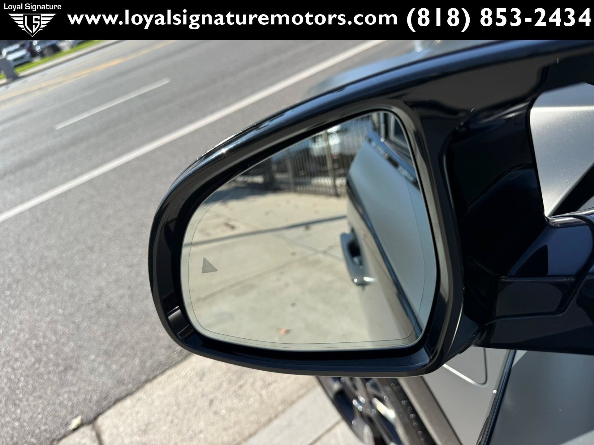 Used 2023 BMW XM AWD/4WD image 24
