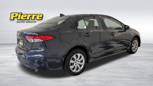 Used 2025 Toyota Corolla LE FWD image 5