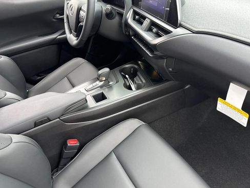 New 2026 Lexus UX 300h FWD image 26