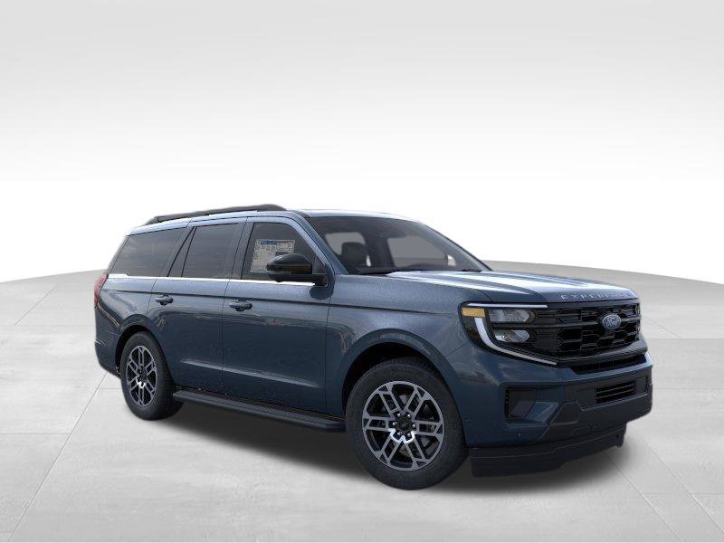 Used 2026 Ford Expedition Active AWD/4WD image 8