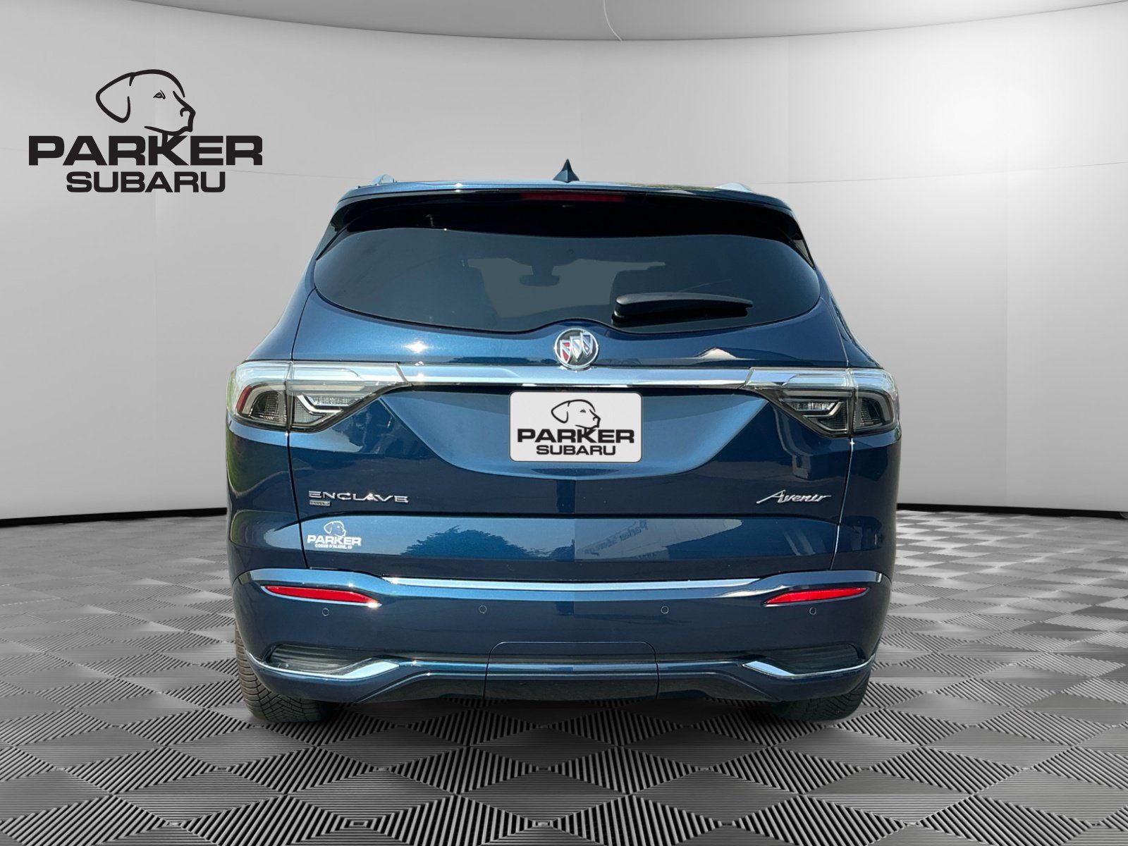 Used 2024 Buick Enclave Avenir w/ Avenir Technology Package AWD/4WD image 4