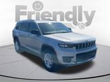 Used 2022 Jeep Grand Cherokee L Laredo w/ Luxury Tech Group I image 3