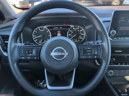 Certified 2023 Nissan Rogue SV image 14