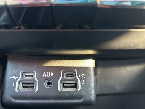 Certified 2023 Dodge Durango GT image 23