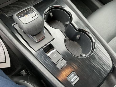 Used 2022 Nissan Rogue SV w/ SV Premium Package image 22