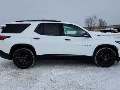 Certified 2023 Chevrolet Traverse Premier w/ Redline Edition image 9