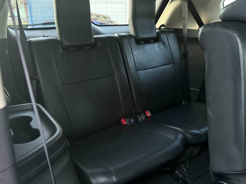 Used 2020 Mitsubishi Outlander SE image 16