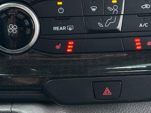 Used 2021 Ford Transit 150 Low Roof AWD image 38