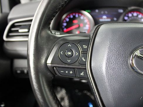 Used 2021 Toyota Camry XSE image 21