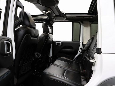 Used 2021 Jeep Wrangler Unlimited Rubicon 4xe w/ Cold Weather Group image 13