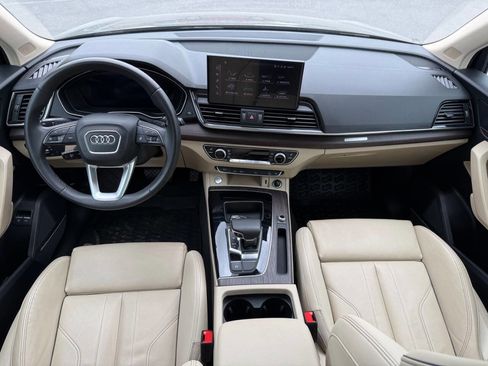 Used 2023 Audi Q5 e Premium Plus w/ Premium Plus Package AWD/4WD image 13