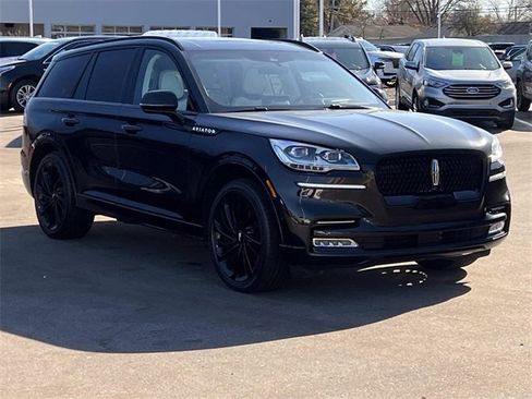 Used 2023 Lincoln Aviator Black Label w/ Jet Package image 7
