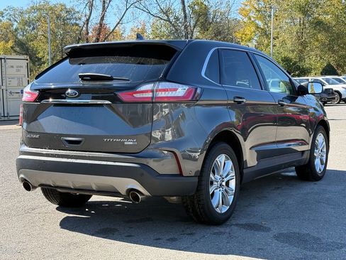 Used 2020 Ford Edge Titanium w/ Equipment Group 301A image 5