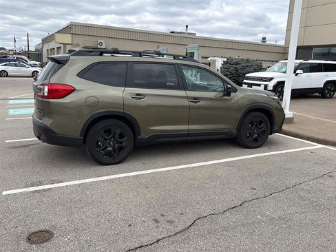 Used 2023 Subaru Ascent Onyx Edition Limited image 6