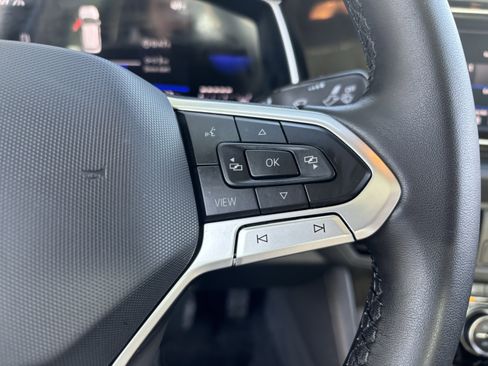 Certified 2024 Volkswagen Jetta SE w/ Panoramic Sunroof Package image 26