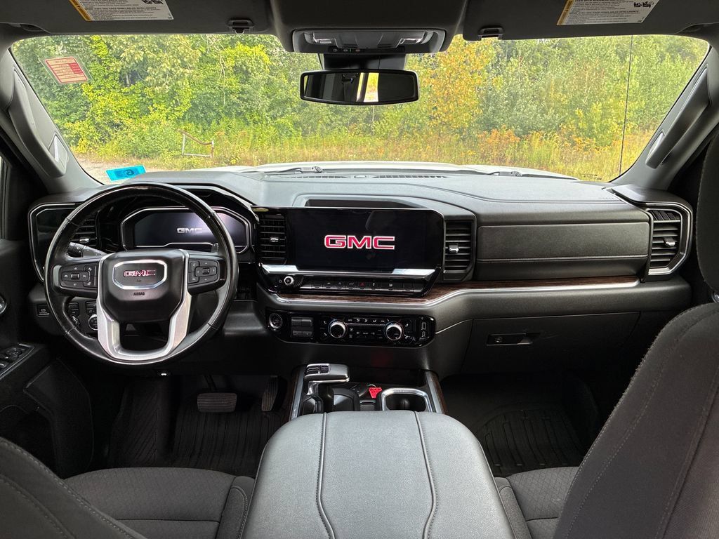 Certified 2024 GMC Sierra 1500 Elevation w/ Max Trailering Package AWD/4WD image 13