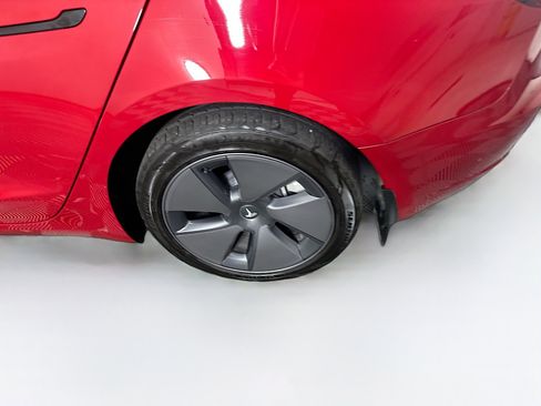Used 2023 Tesla Model 3 Standard Range image 11