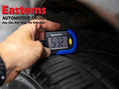 Used 2025 Dodge Durango GT AWD/4WD image 30