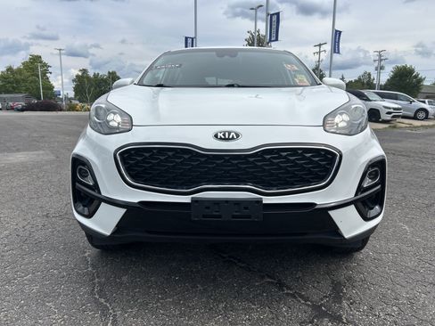 Used 2020 Kia Sportage LX AWD/4WD image 9