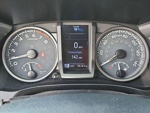Used 2020 Toyota Tacoma TRD Off-Road w/ Technology Package AWD/4WD image 14