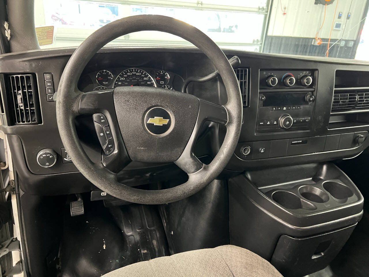 Used 2014 Chevrolet Express 1500 RWD image 8