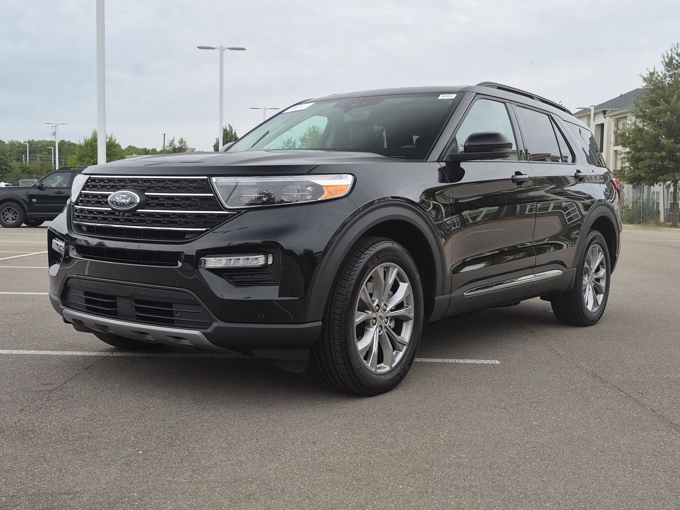 Certified 2024 Ford Explorer XLT AWD/4WD image 8