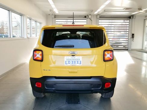 Used 2023 Jeep Renegade Latitude image 5