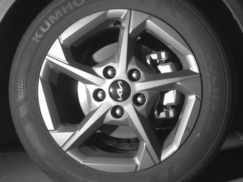 Used 2025 Kia K4 FWD image 13