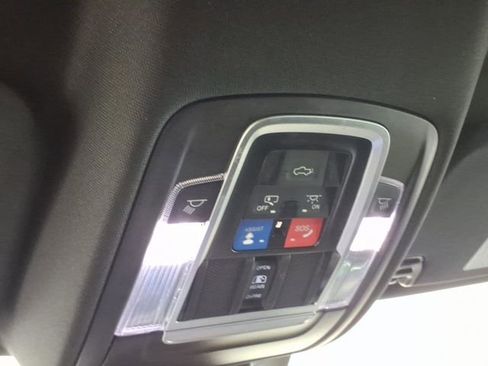 Used 2023 RAM 1500 Laramie AWD/4WD image 26