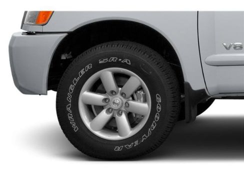 Used 2015 Nissan Titan PRO-4X w/ Pro-4x Luxury Package AWD/4WD image 14