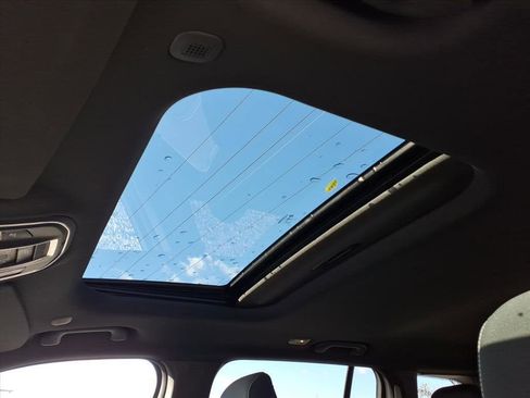 New 2025 Jeep Grand Cherokee Laredo X w/ Luxury Tech Group I image 10