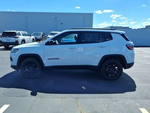 New 2026 Jeep Compass Latitude AWD/4WD image 3