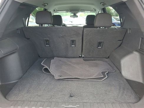 Used 2022 Chevrolet Equinox LT image 27