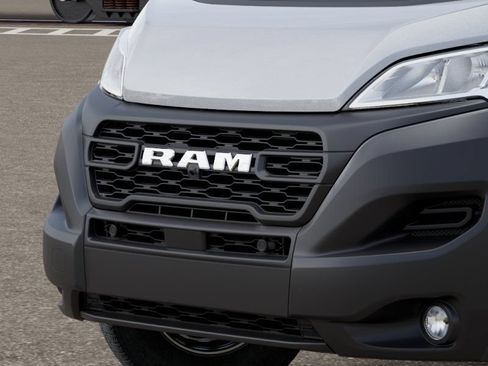 Used 2025 RAM ProMaster 3500 w/ Premium Convenience Group FWD image 11