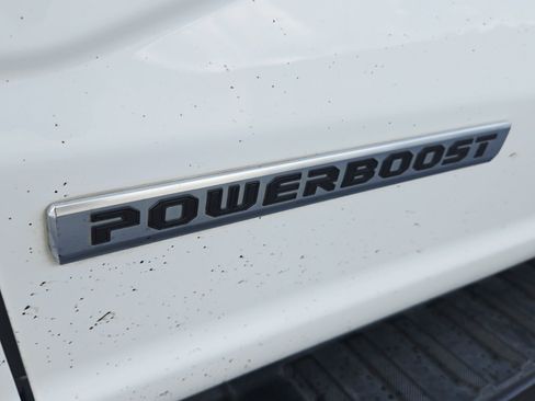 Used 2023 Ford F150 Lariat w/ Equipment Group 502A High AWD/4WD image 28